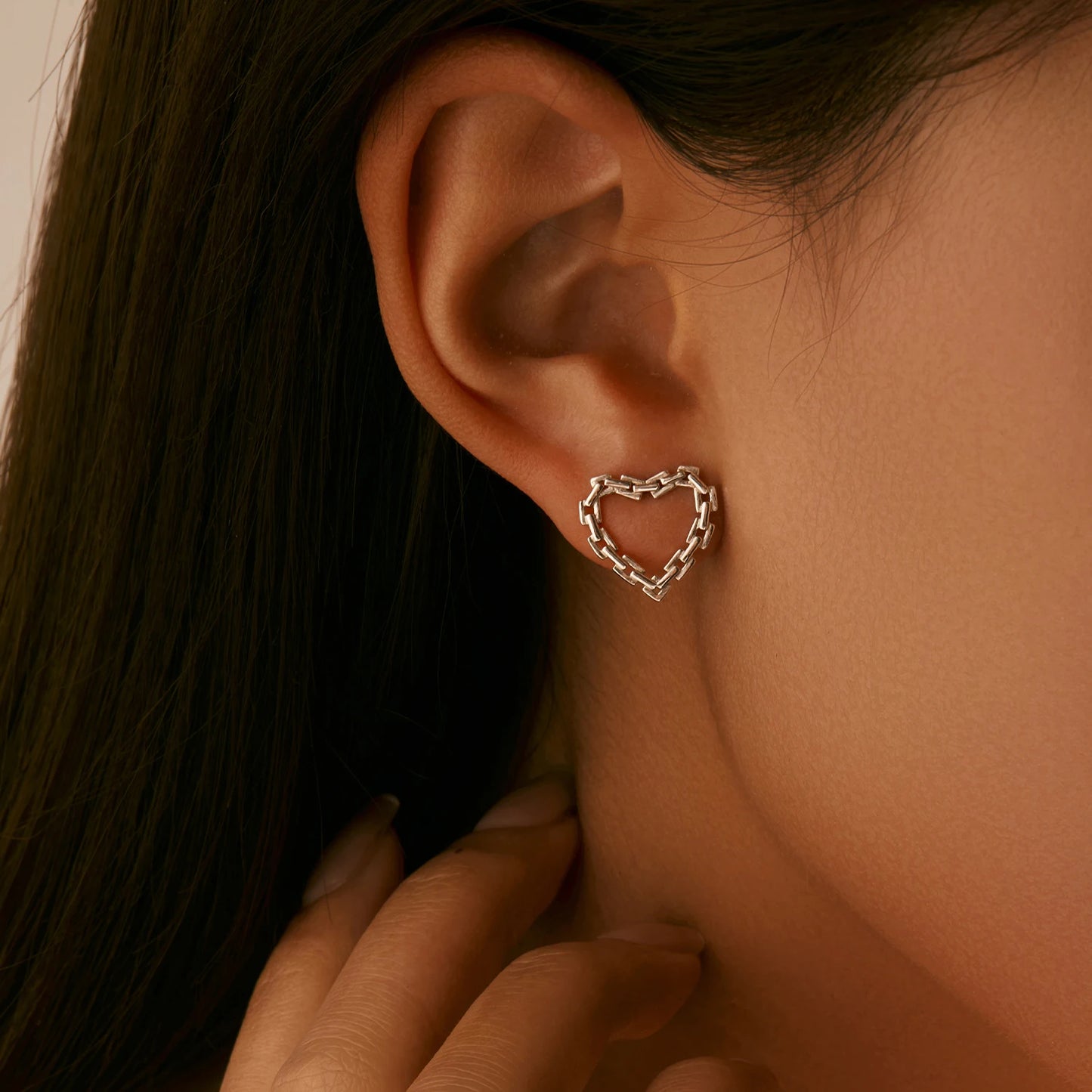 Sparkle with MQ 925 Silver Hearts Earrings - Perfect for Women!